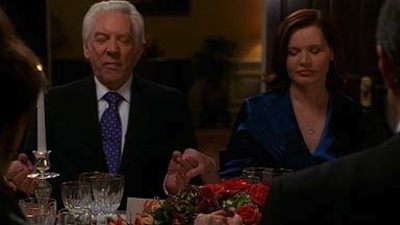 Click to watch 'The Mom Who Came to Dinner...' (popup) Commander In Chief